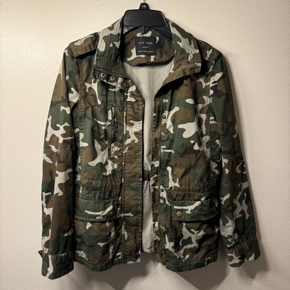 LOVE TREE Camouflage Jacket Cinch Waist Pockets Women’s Size Medium